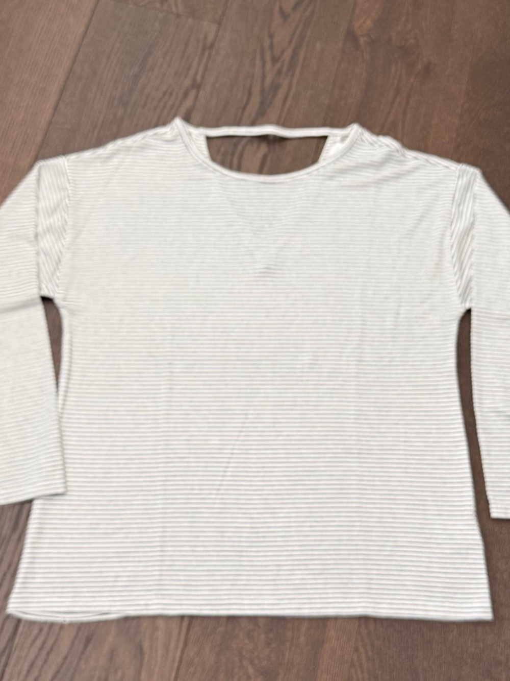 Halston Studio L Striped Knit Top Open Back Keyhole Long Sleeve